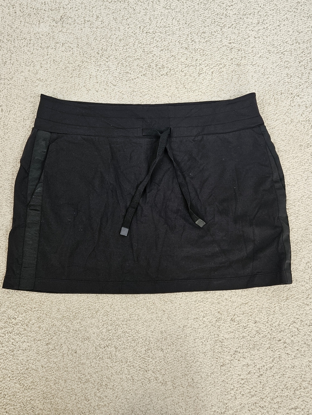 Athleta Skort Black Womens XL Zipper Pocket Active Golf Pickleball Outdoor